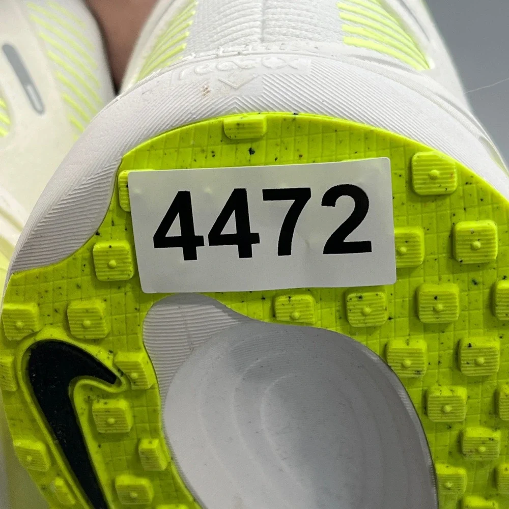 Nike Vomero 18 Mens 10.5 Performance Running Shoes White Volt ZoomX ReactX